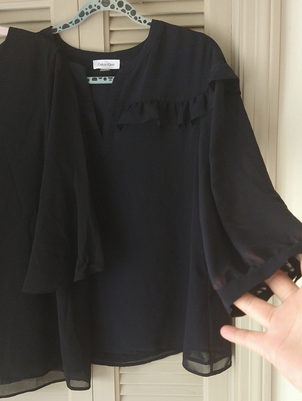 V-Neck Blouse Bundle @A New Day Cream +Calvin Klein Black Ruffle+Bat Sleeves - Picture 4 of 13